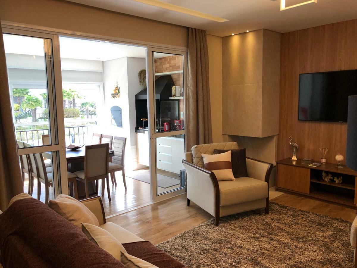 Apartamento Em Campos Do Jordao Ao Lado Do Capivari Exterior foto